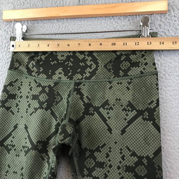 Lululemon size 6 Wunder Under Crop Leggings Ziggy Snake Fatigue Green Gator - Picture 3 of 11